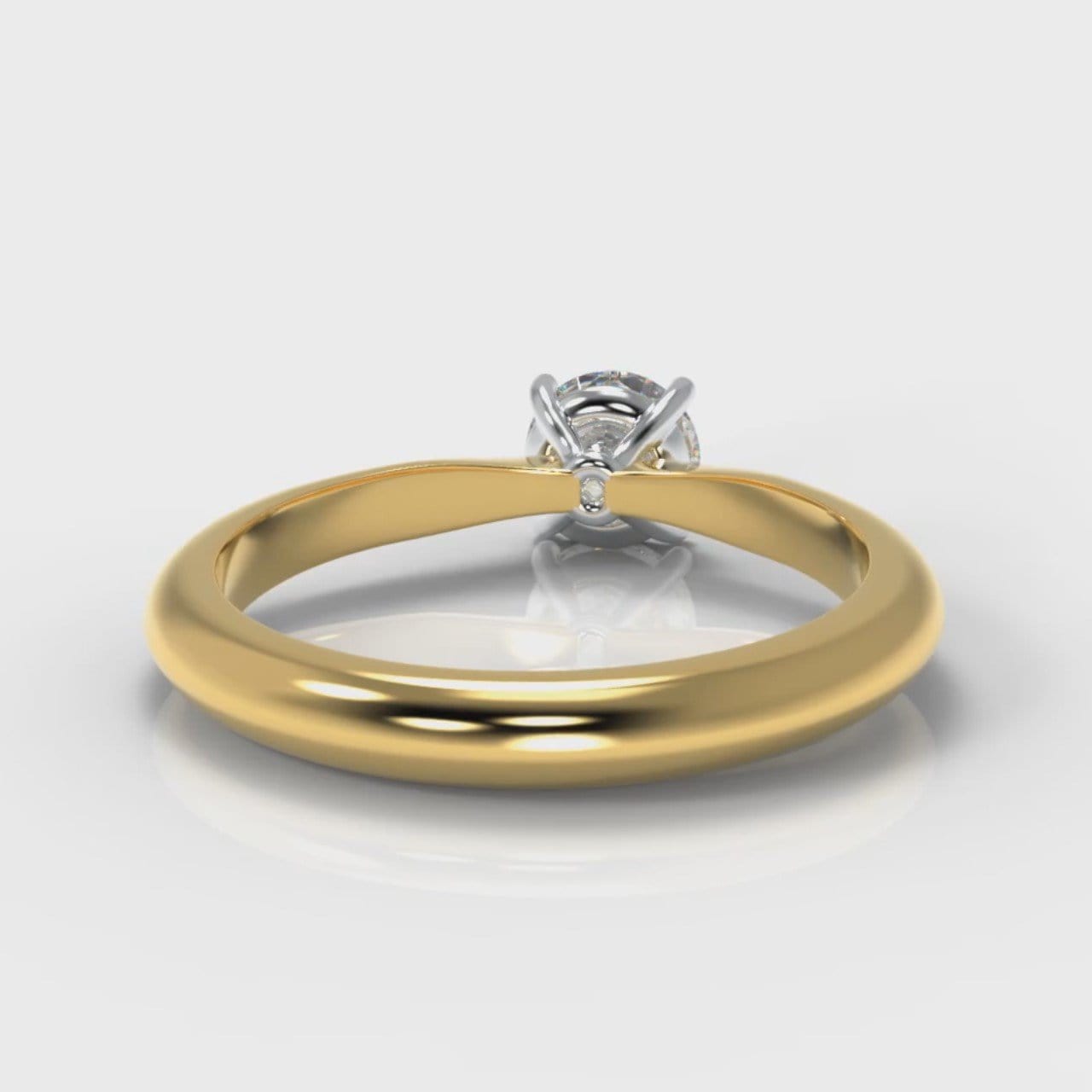 Carrée Solitaire Round Brilliant Diamond Engagement Ring - Yellow Gold