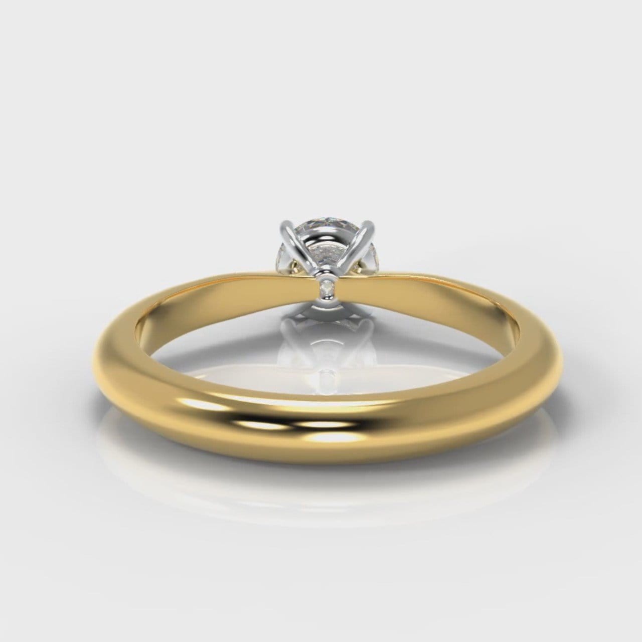Carrée Solitaire Round Brilliant Diamond Engagement Ring - Yellow Gold