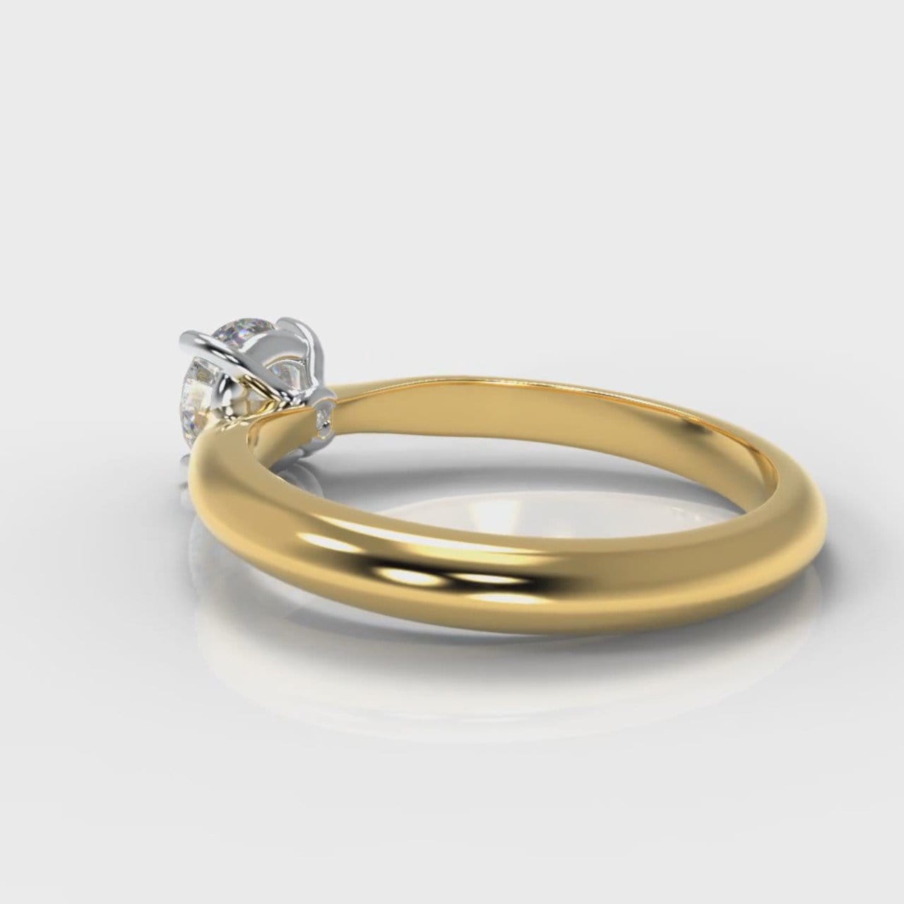 Carrée Solitaire Round Brilliant Diamond Engagement Ring - Yellow Gold