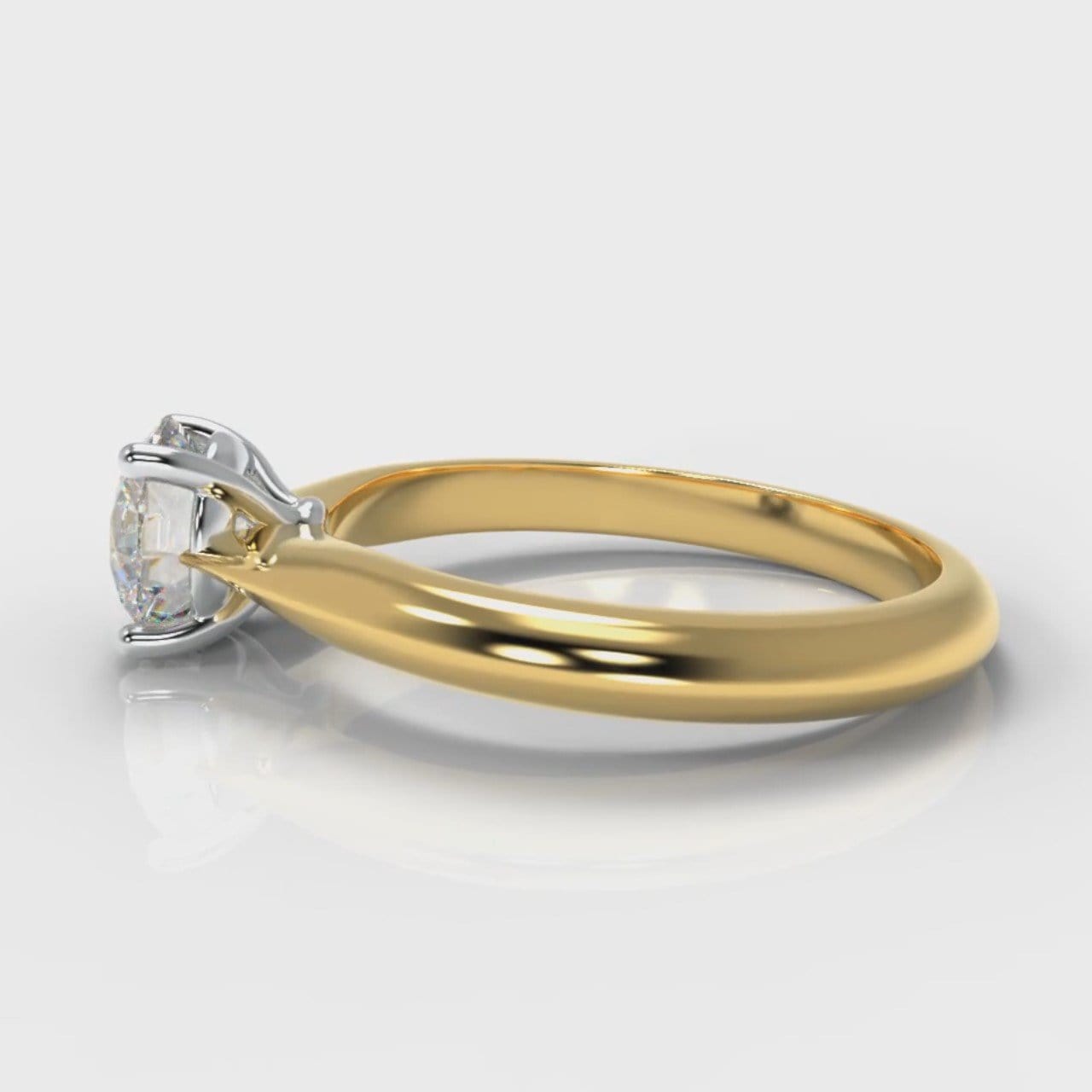 Carrée Solitaire Round Brilliant Diamond Engagement Ring - Yellow Gold