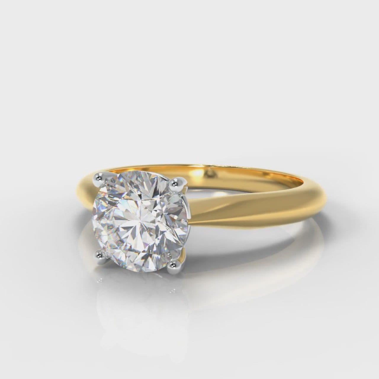 Carrée Solitaire Round Brilliant Diamond Engagement Ring - Yellow Gold