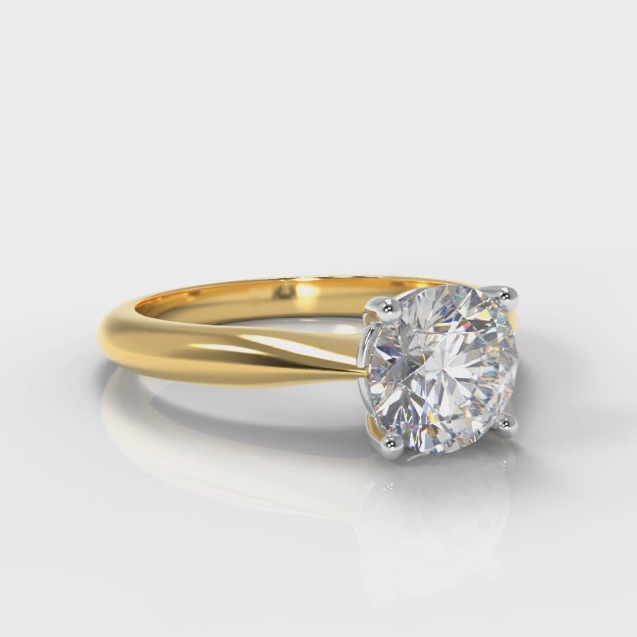 Carrée Solitaire Round Brilliant Diamond Engagement Ring - Yellow Gold