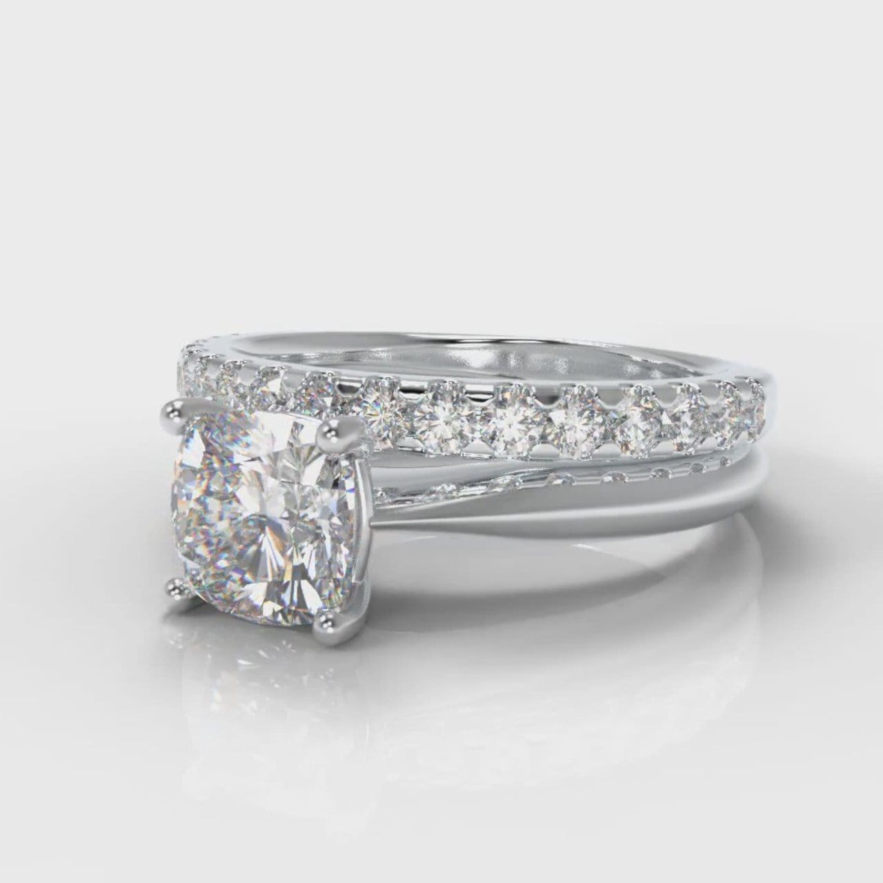Carrée Solitaire Cushion Cut Diamond Bridal Set