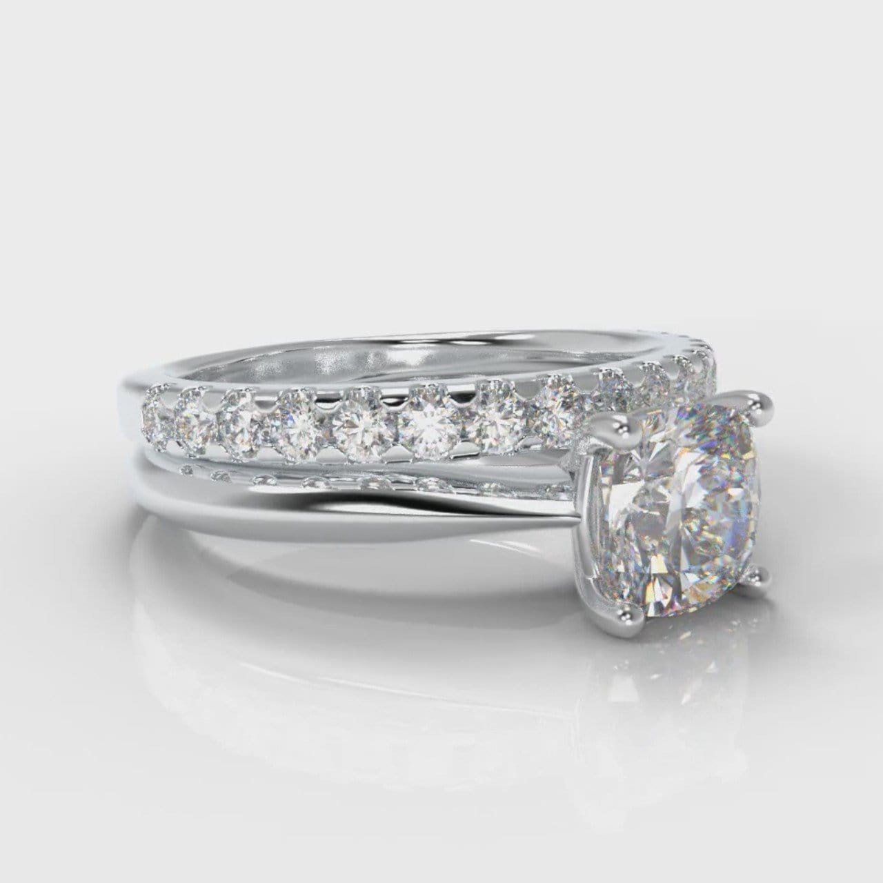 Carrée Solitaire Cushion Cut Diamond Bridal Set