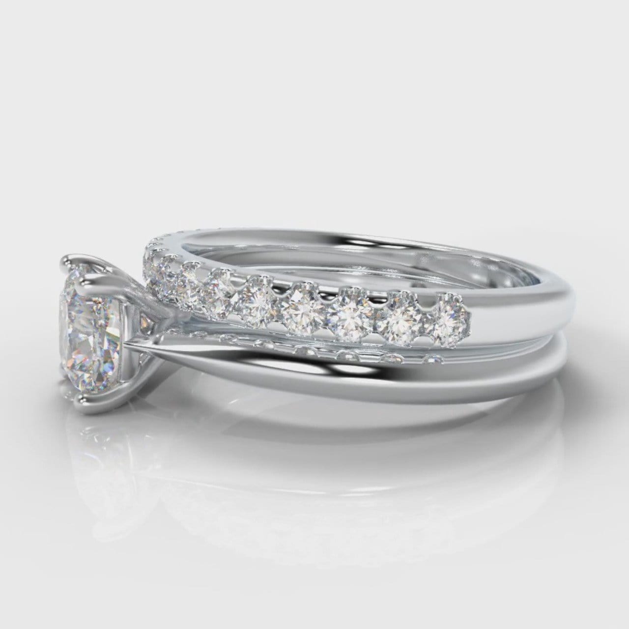 Carrée Solitaire Cushion Cut Diamond Bridal Set