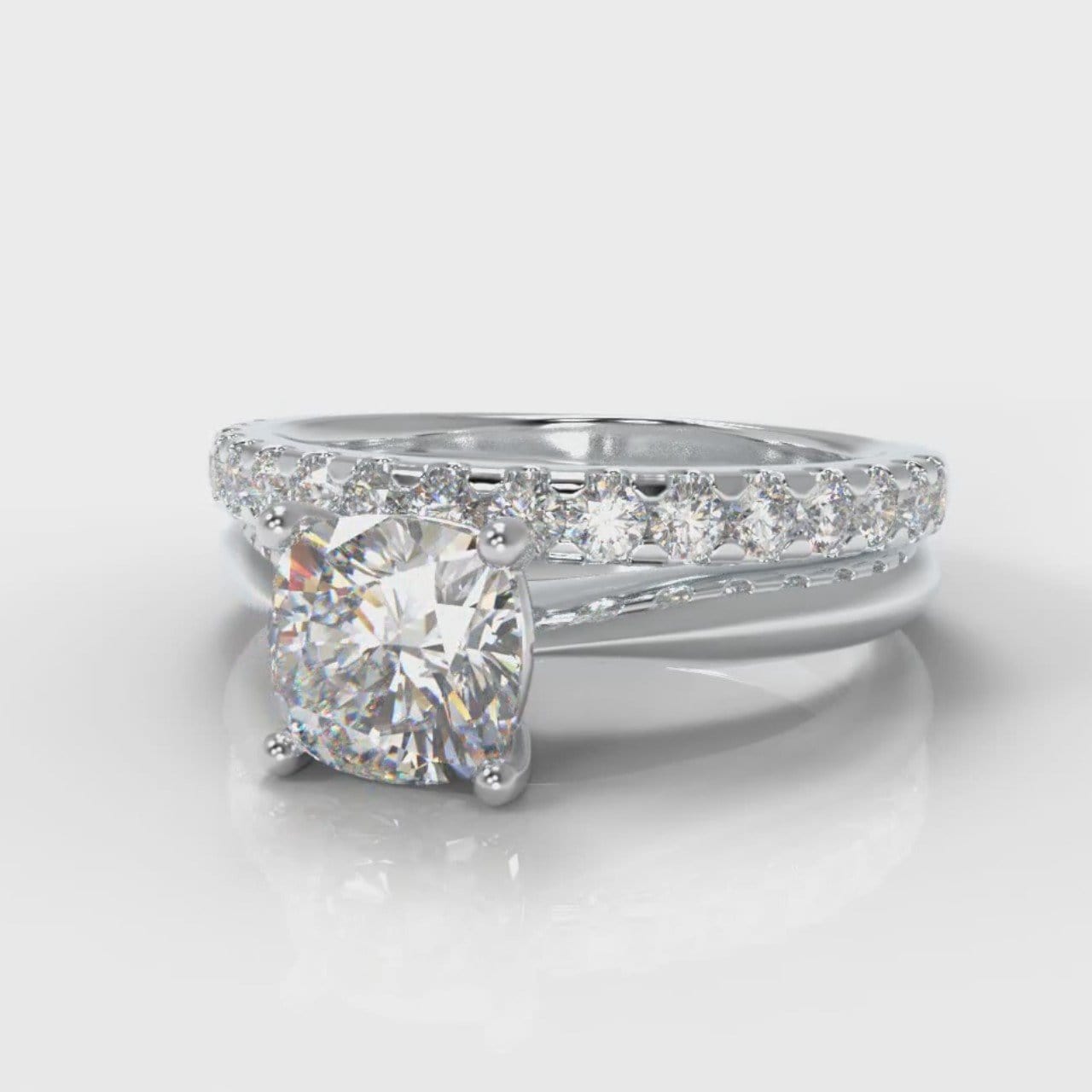 Carrée Solitaire Cushion Cut Diamond Bridal Set