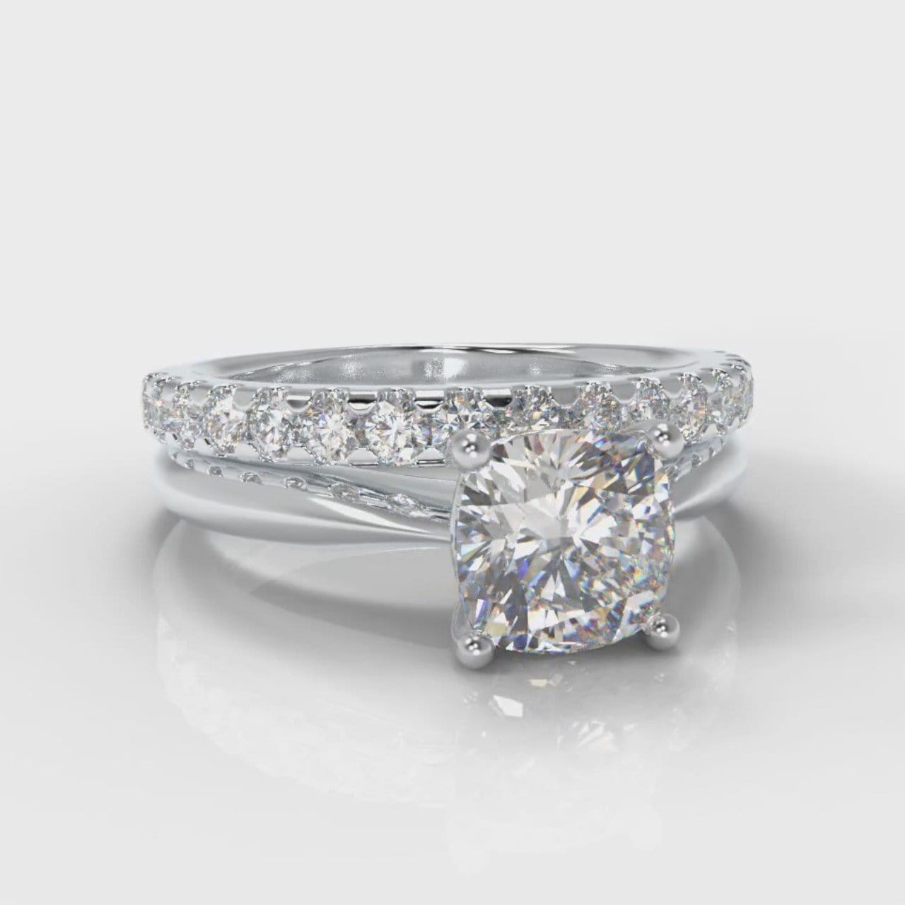 Carrée Solitaire Cushion Cut Diamond Bridal Set