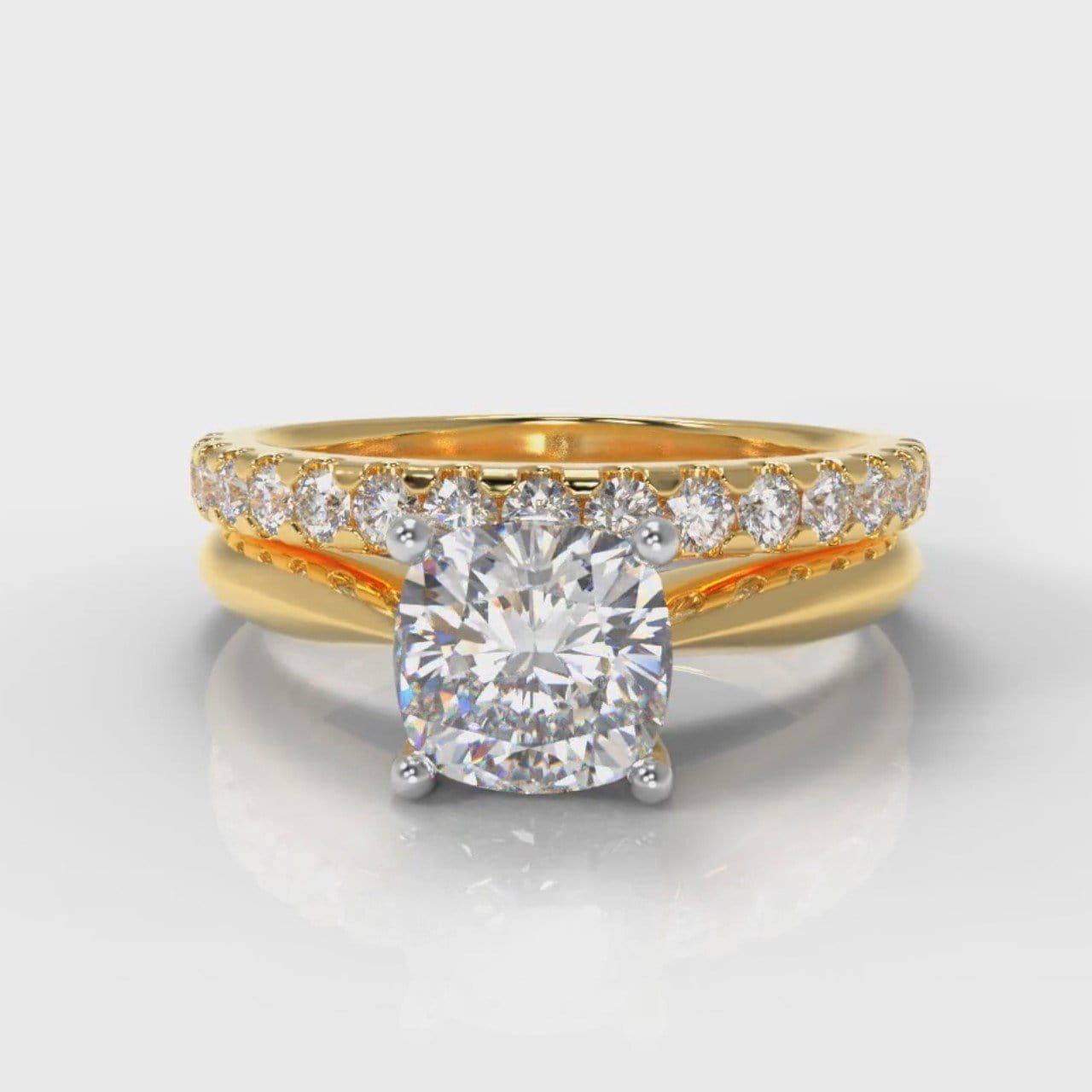 Carrée Solitaire Cushion Cut Diamond Bridal Set - Yellow Gold