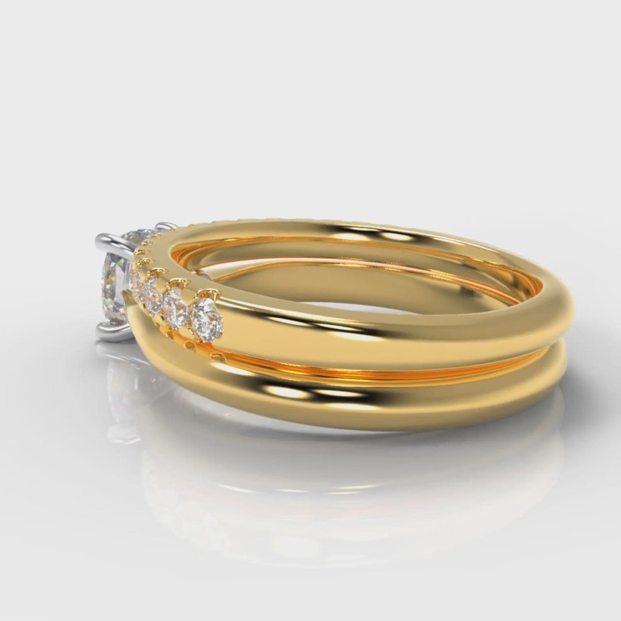 Carrée Solitaire Cushion Cut Diamond Bridal Set - Yellow Gold