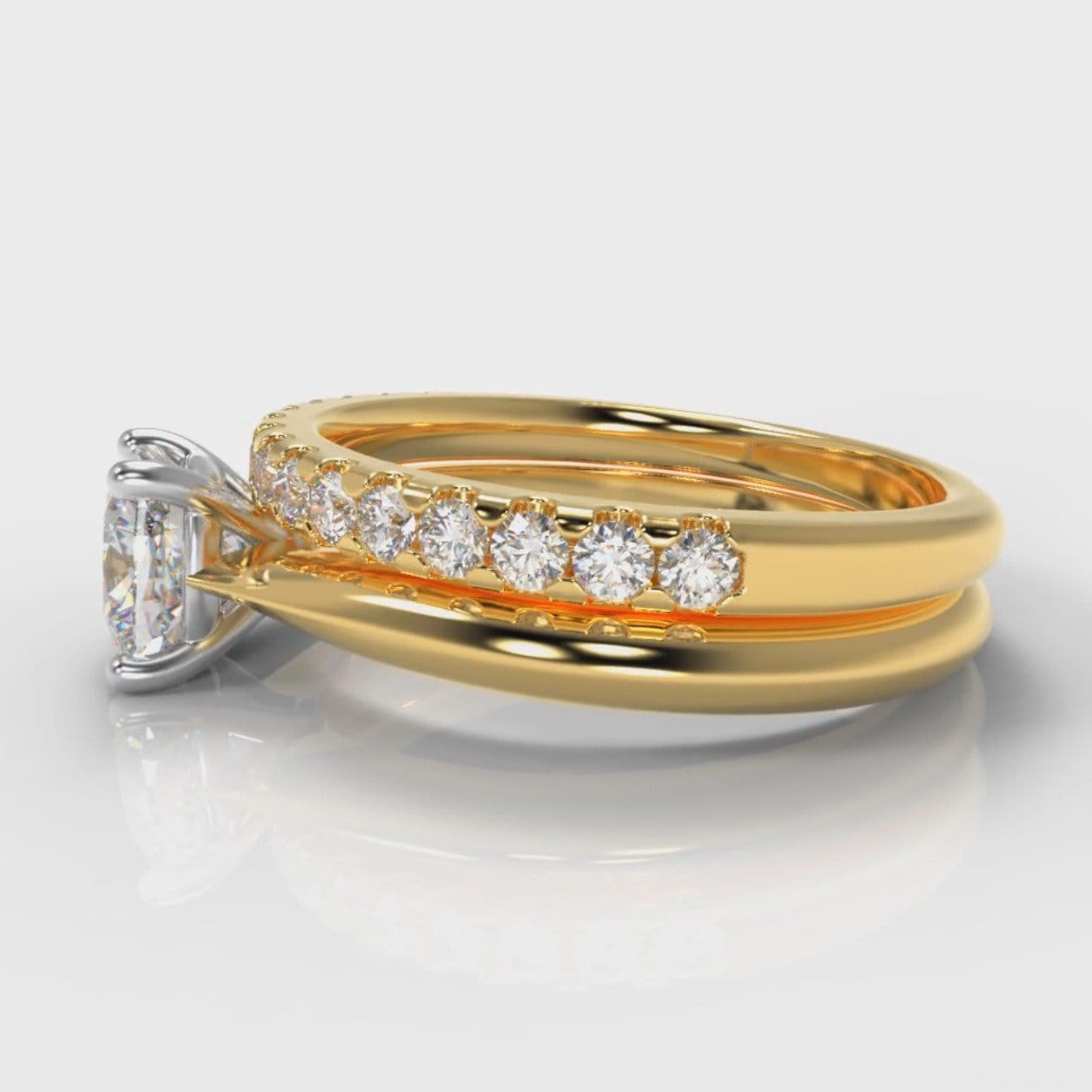 Carrée Solitaire Cushion Cut Diamond Bridal Set - Yellow Gold