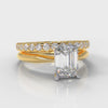 Carrée Solitaire Emerald Cut Diamond Bridal Set - Yellow Gold