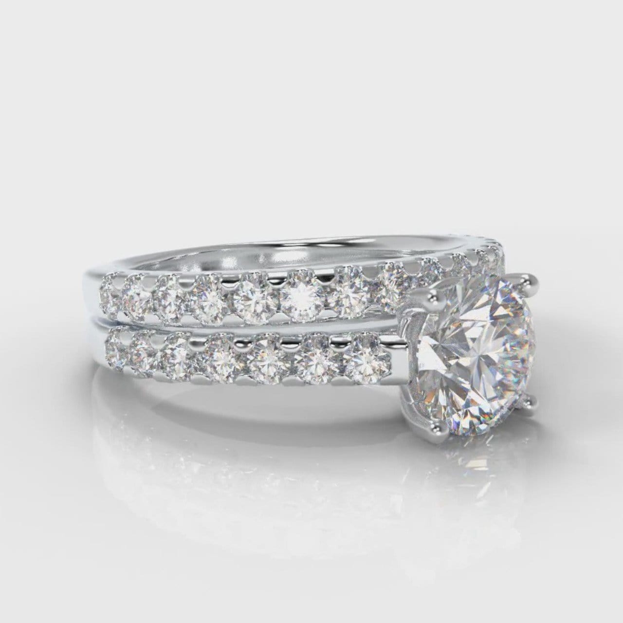 Carrée Micropavé Round Brilliant Bridal Set