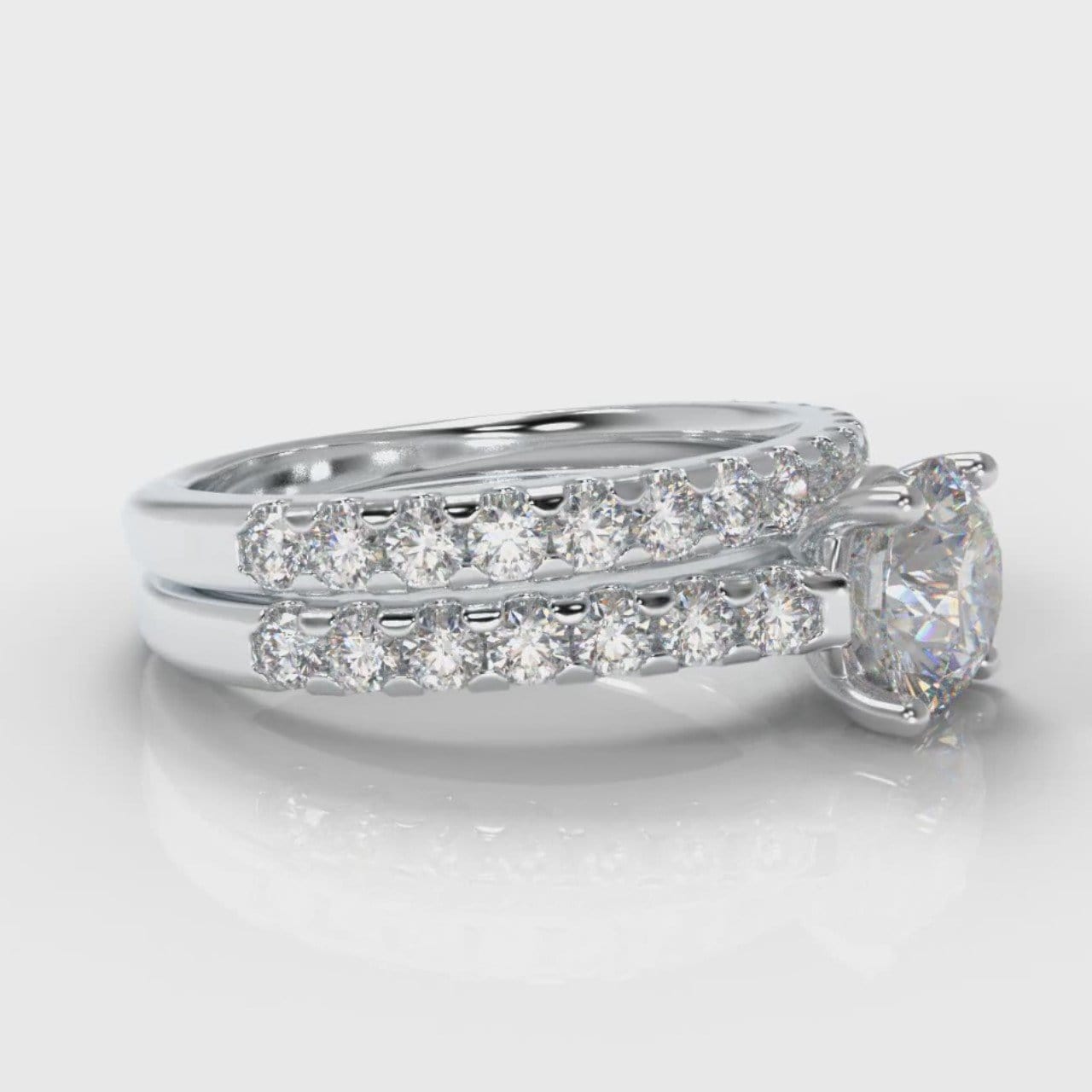 Carrée Micropavé Round Brilliant Bridal Set