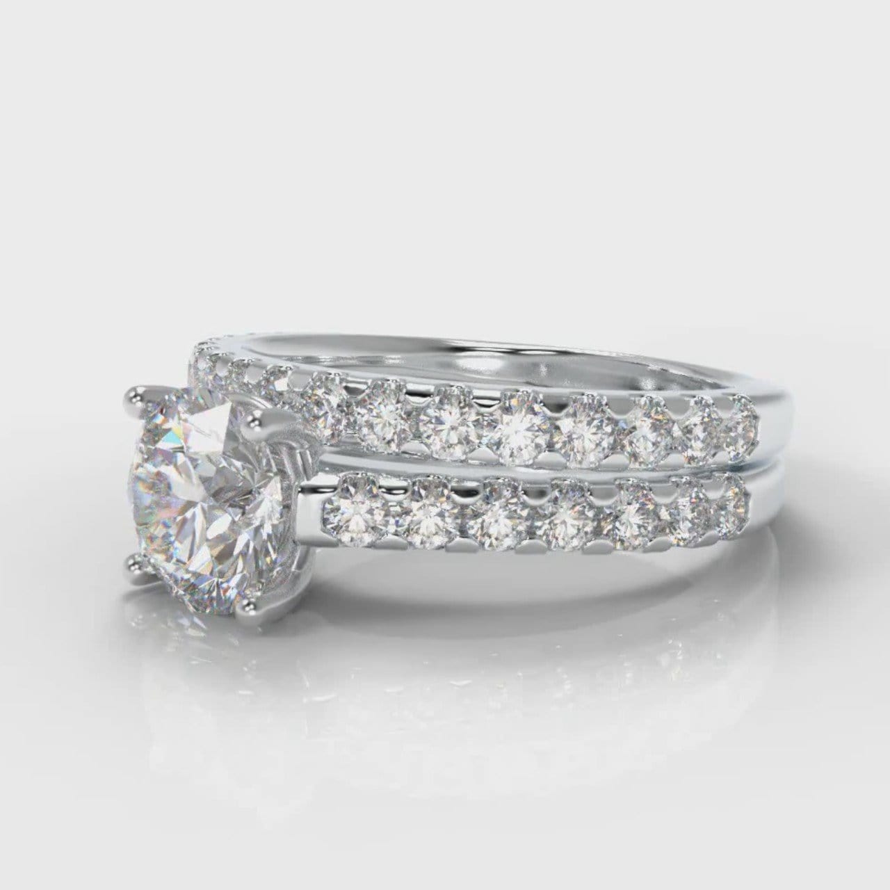 Carrée Micropavé Round Brilliant Bridal Set