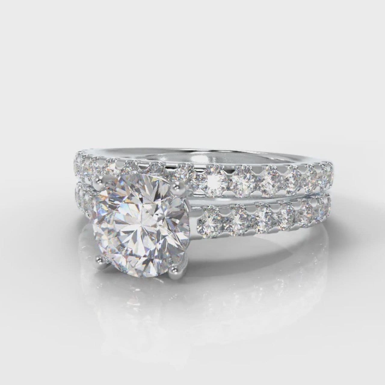 Carrée Micropavé Round Brilliant Bridal Set