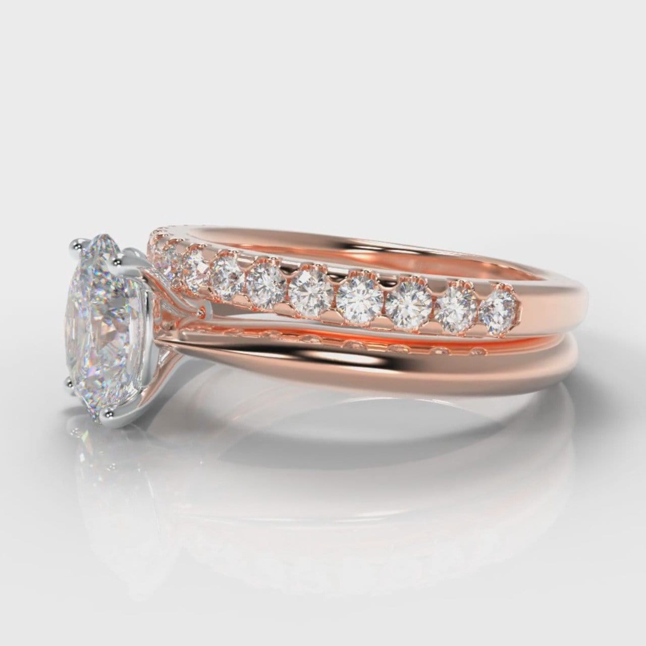 Carrée Solitaire Oval Diamond Bridal Set - Rose Gold