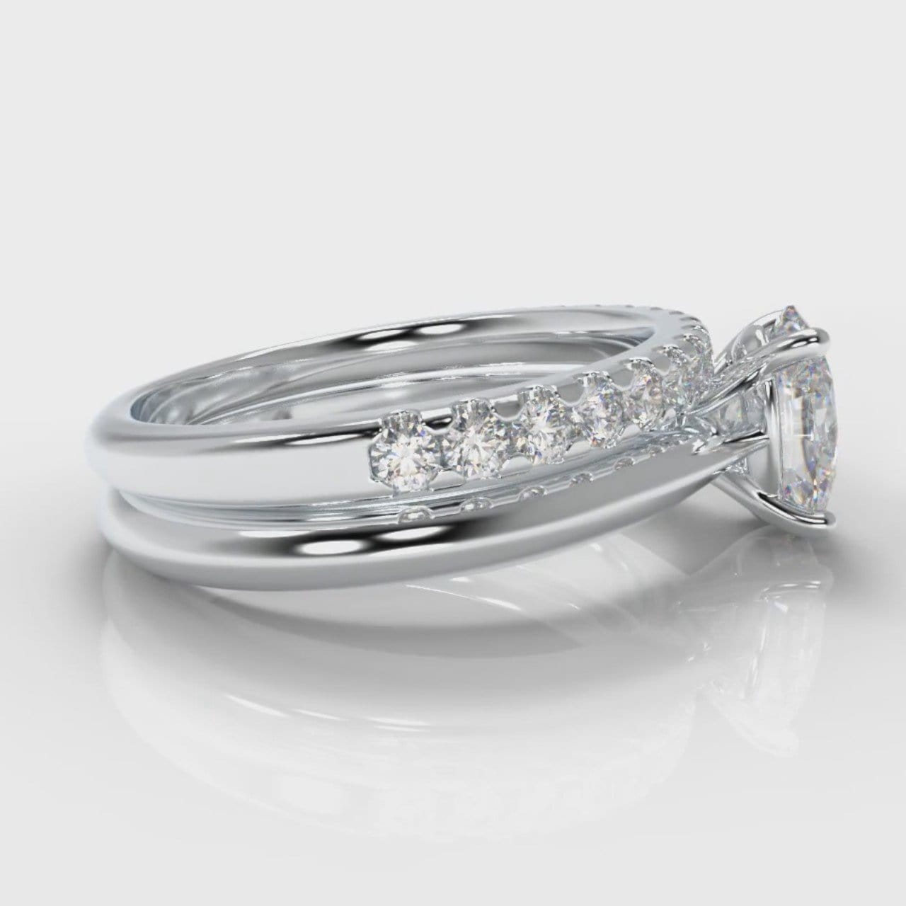 Carrée Solitaire Oval Diamond Bridal Set