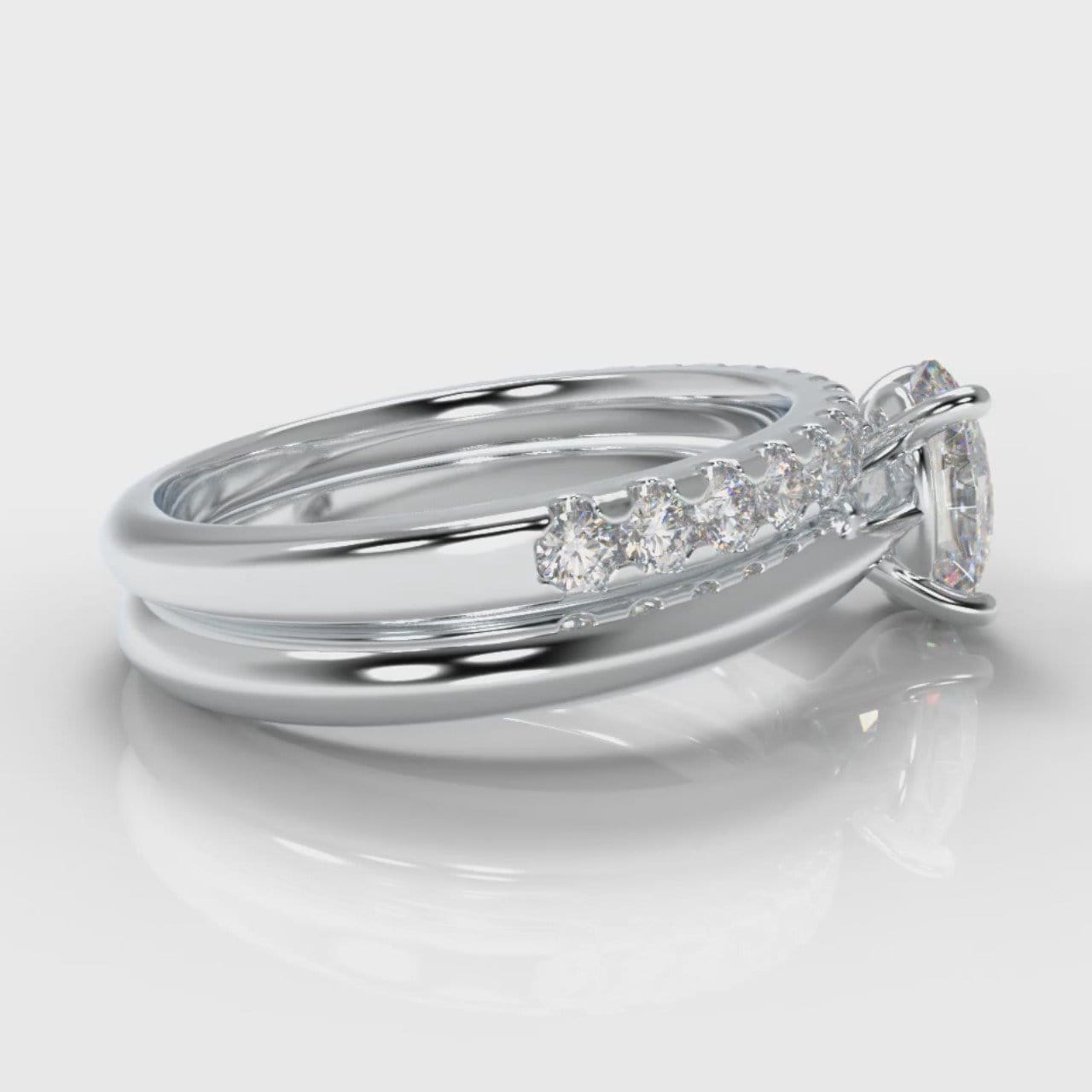 Carrée Solitaire Oval Diamond Bridal Set