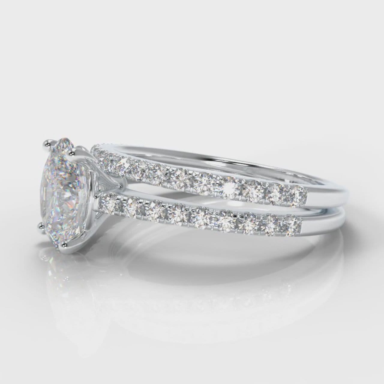 Petite Micropavé Oval Diamond Bridal Set