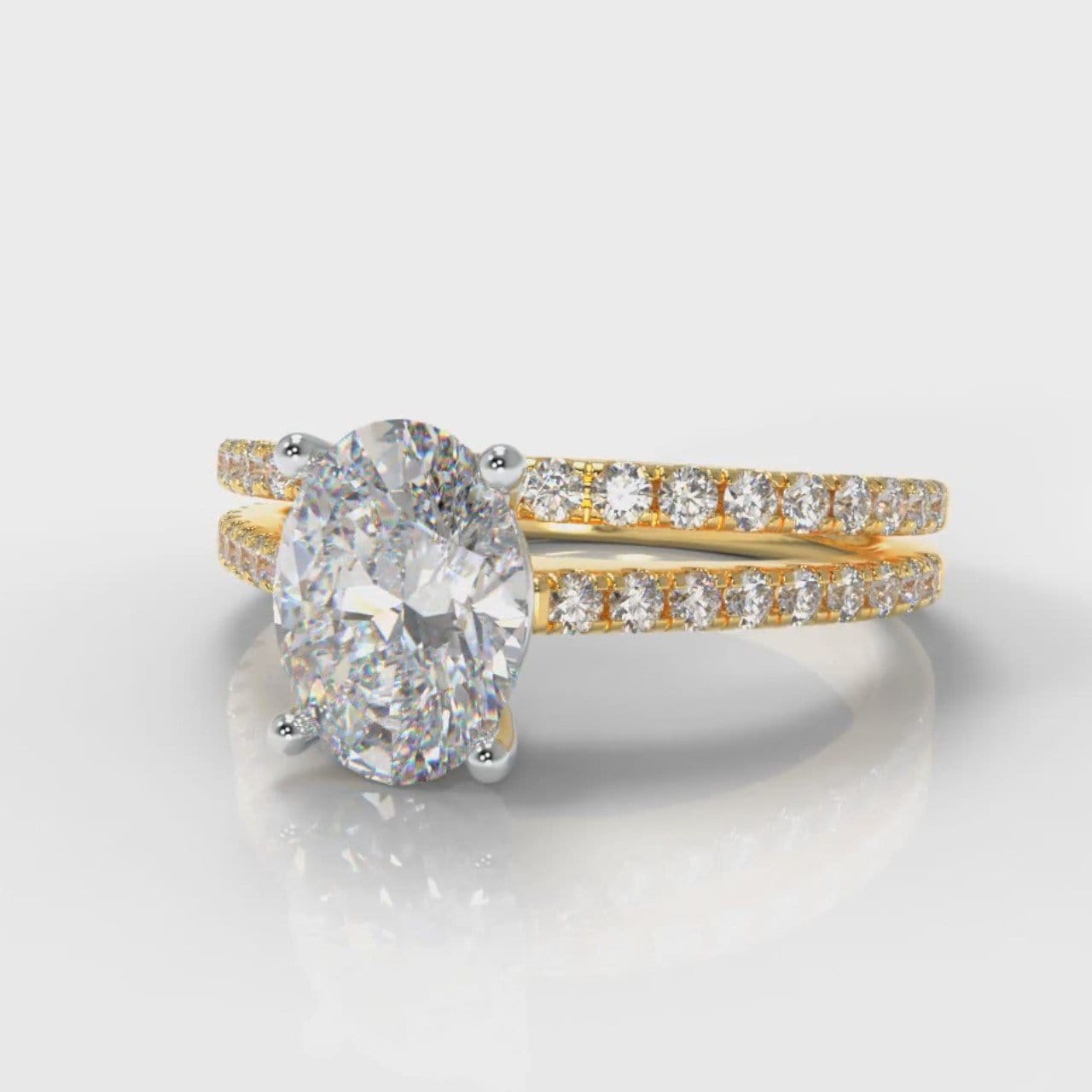 Petite Micropavé Oval Diamond Bridal Set - Yellow Gold