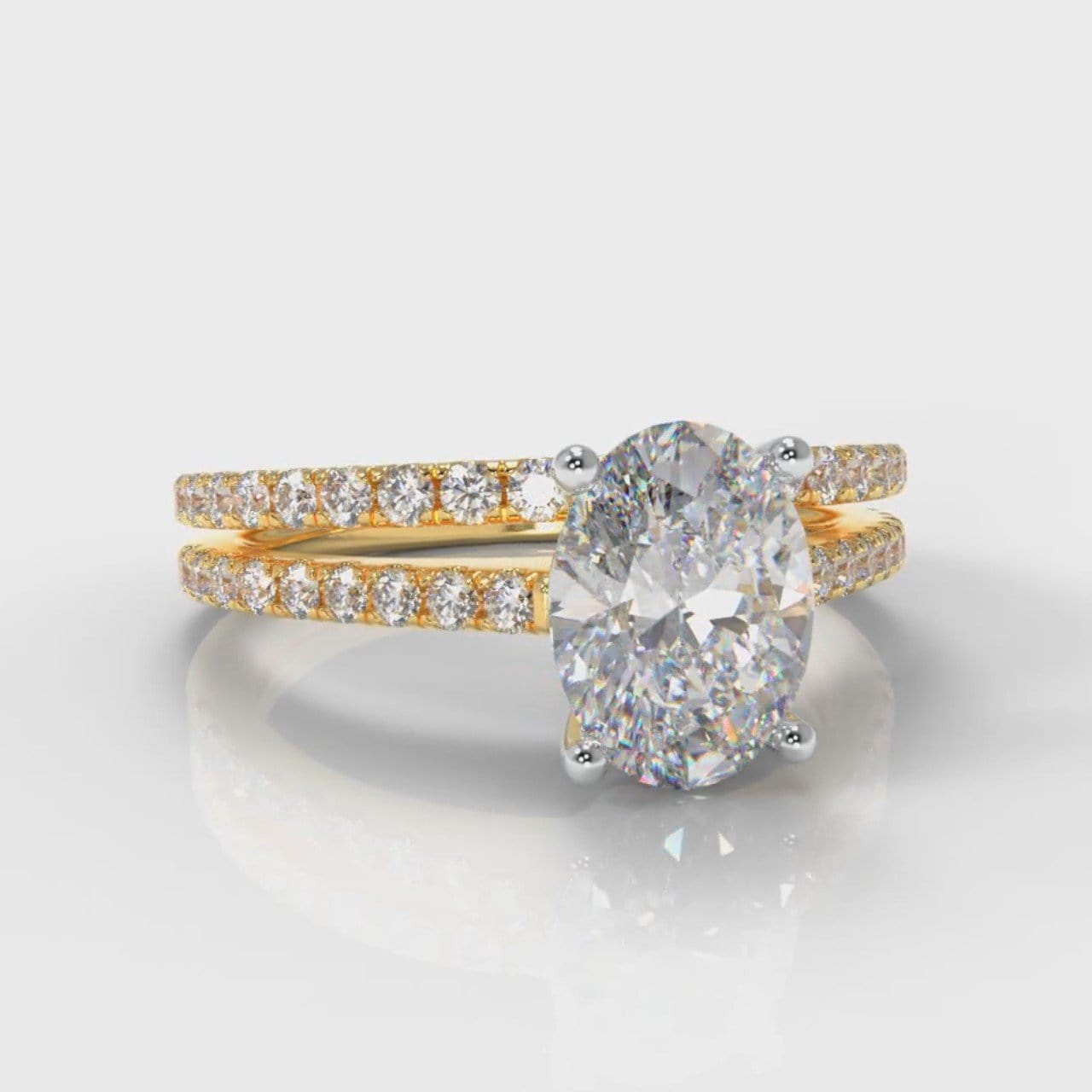 Petite Micropavé Oval Diamond Bridal Set - Yellow Gold