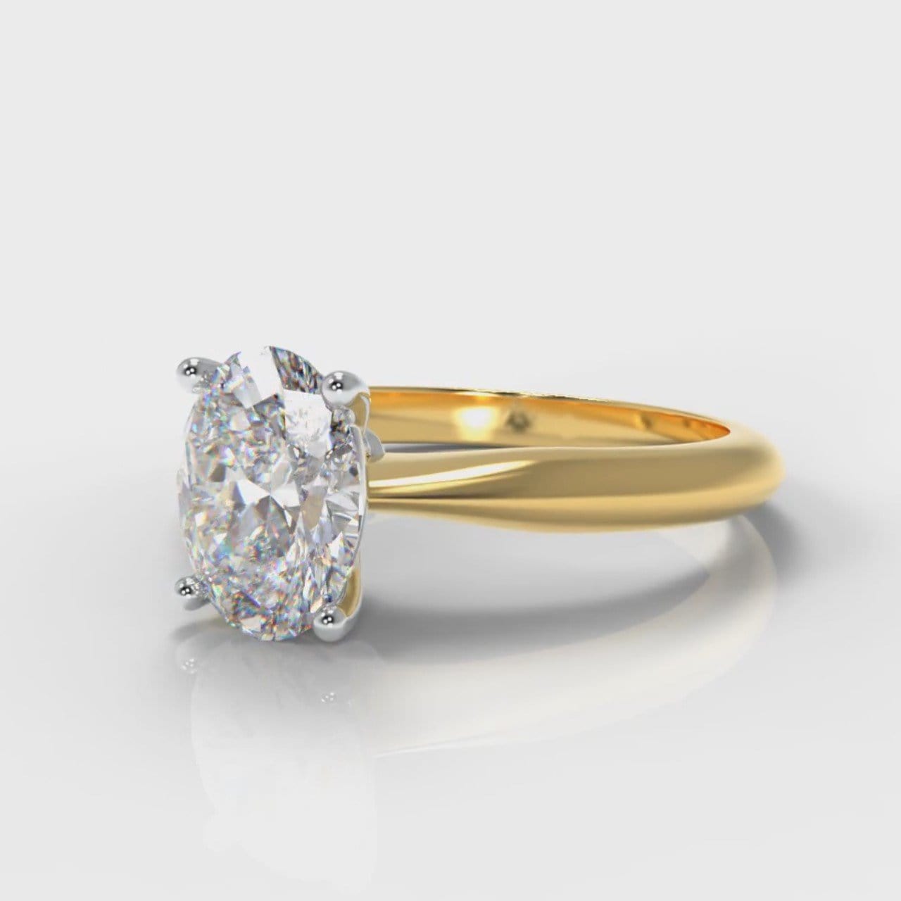 Carrée Solitaire Oval Diamond Engagement Ring - Yellow Gold