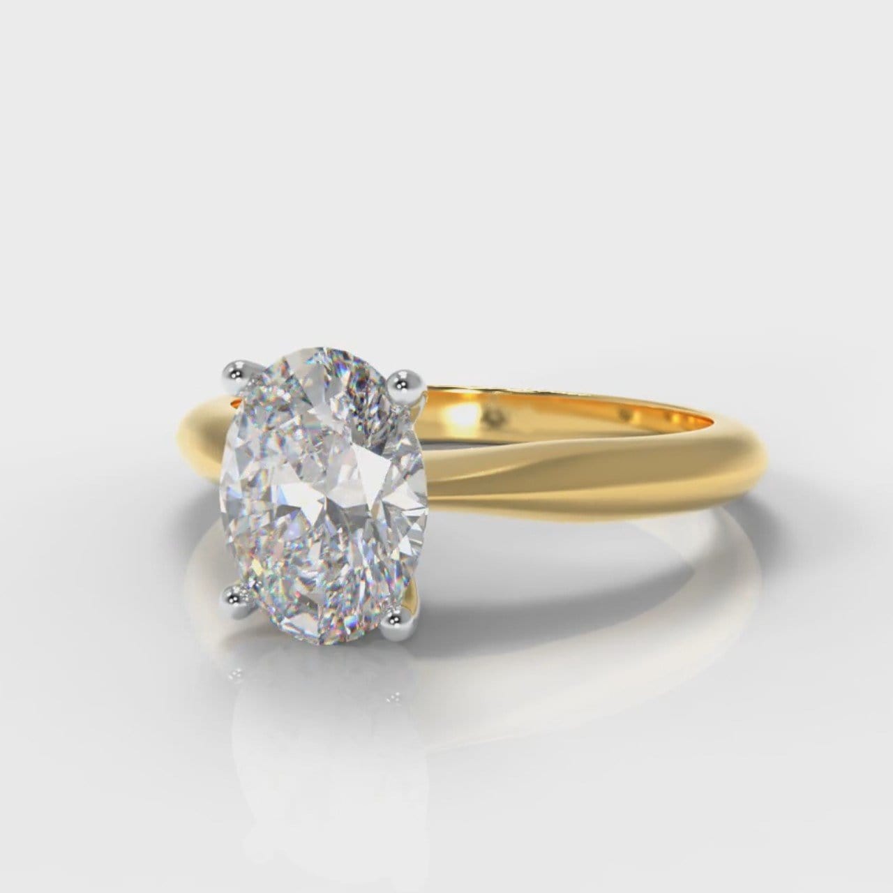 Carrée Solitaire Oval Diamond Engagement Ring - Yellow Gold