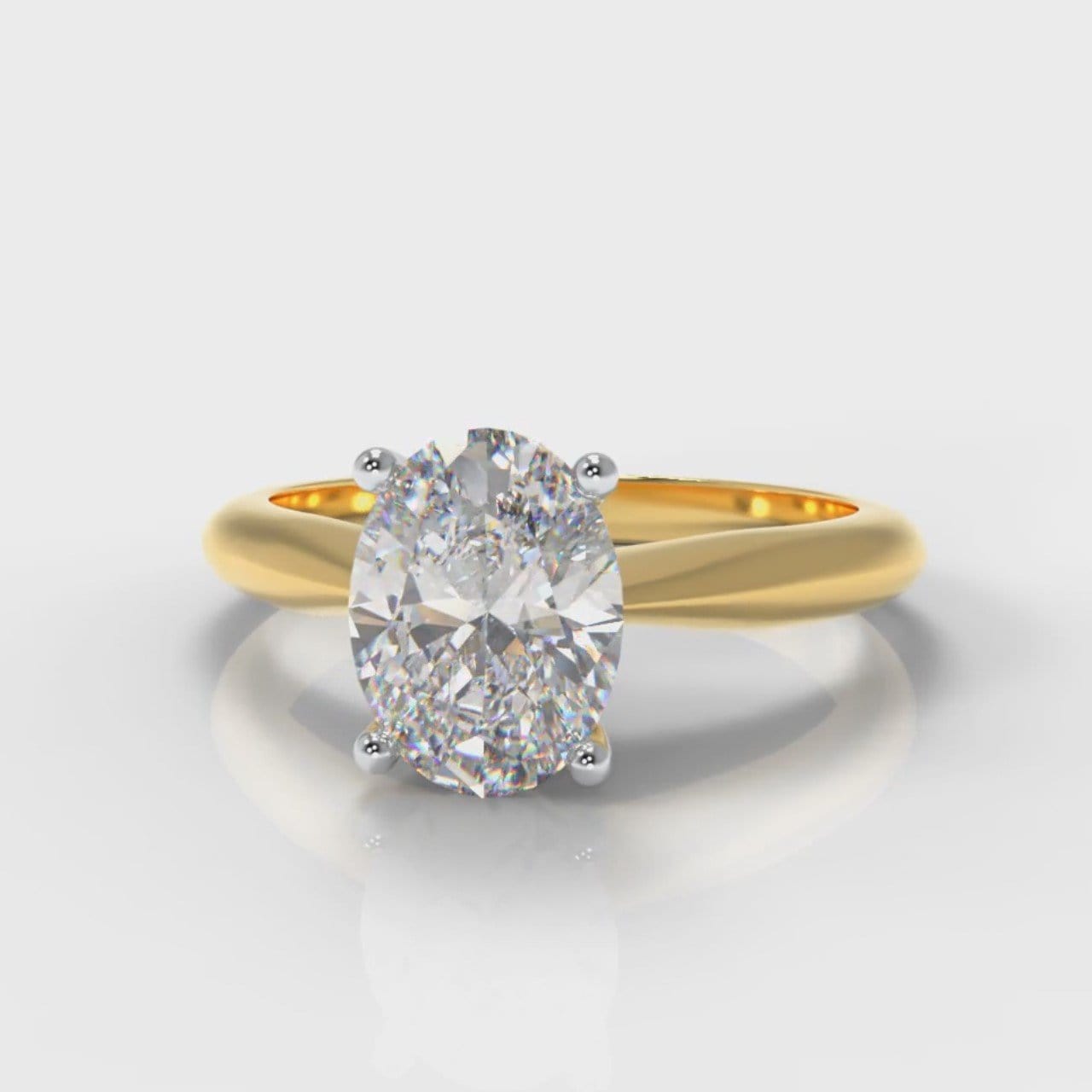 Carrée Solitaire Oval Diamond Engagement Ring - Yellow Gold