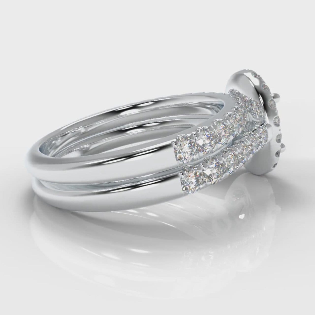 Micropavé Oval Diamond Halo Bridal Set