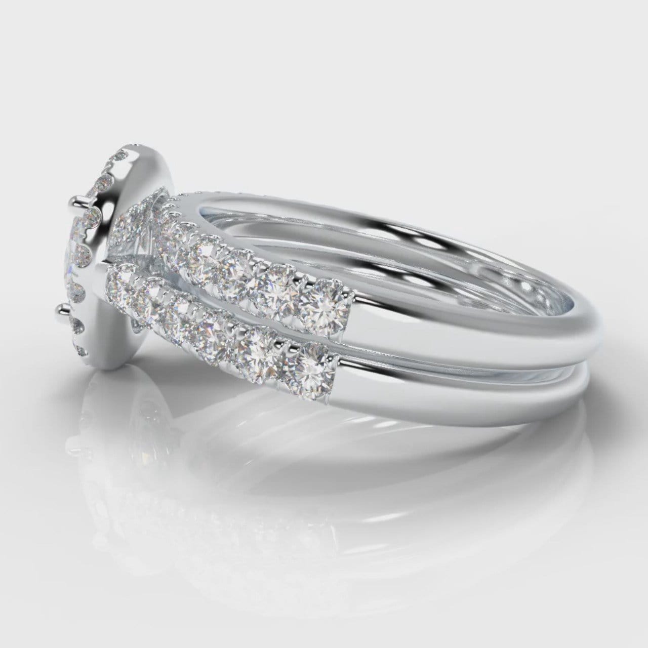 Micropavé Oval Diamond Halo Bridal Set