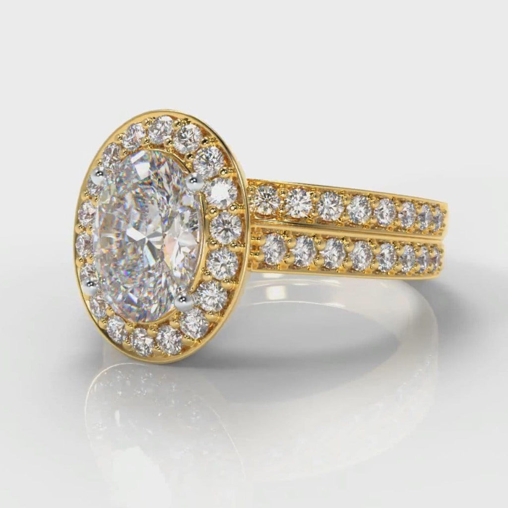 Pavé Oval Diamond Halo Bridal Set - Yellow Gold