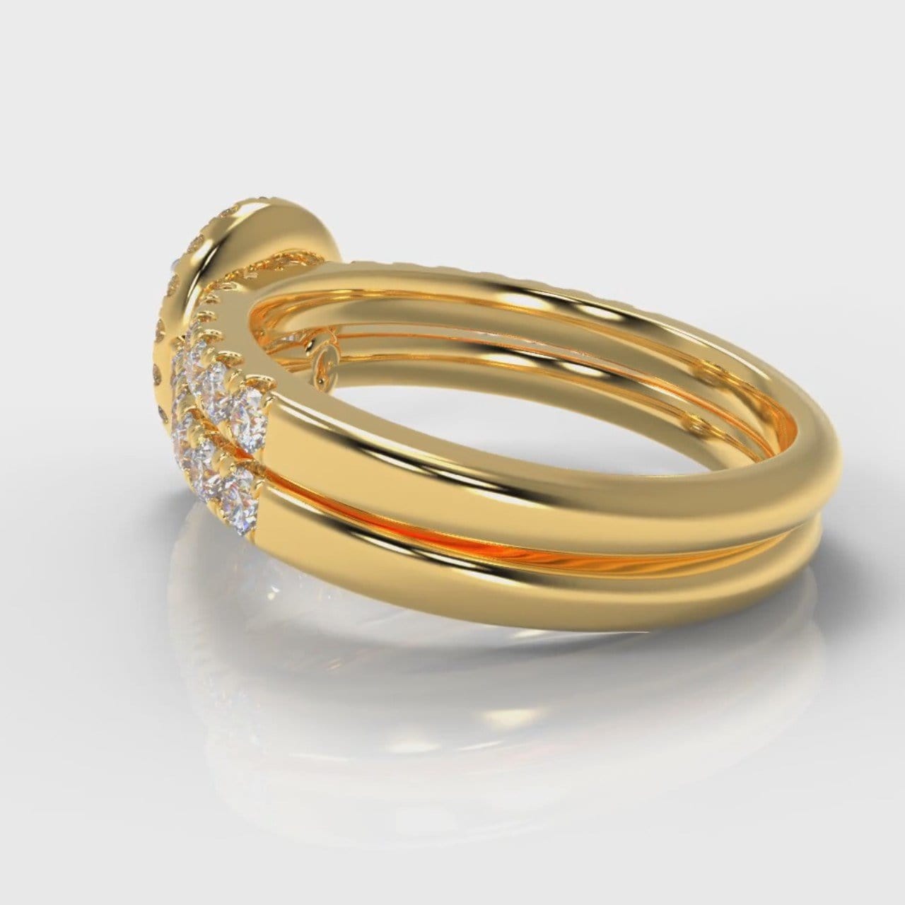 Micropavé Oval Diamond Halo Bridal Set - Yellow Gold