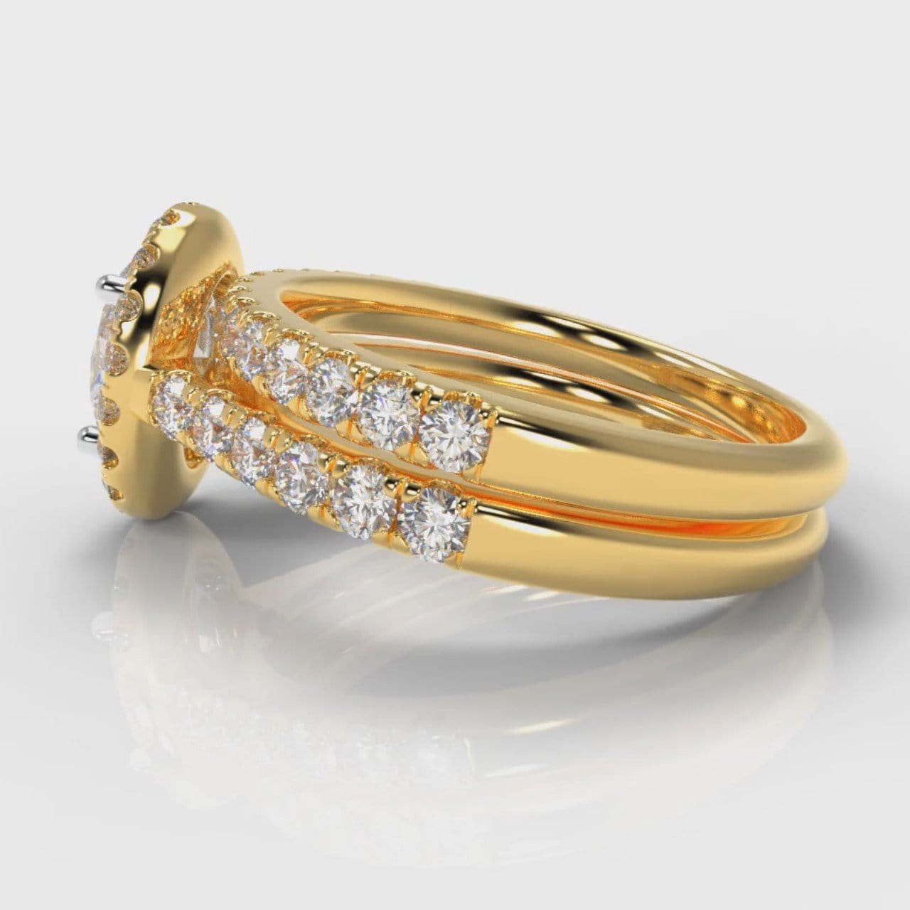 Micropavé Oval Diamond Halo Bridal Set - Yellow Gold