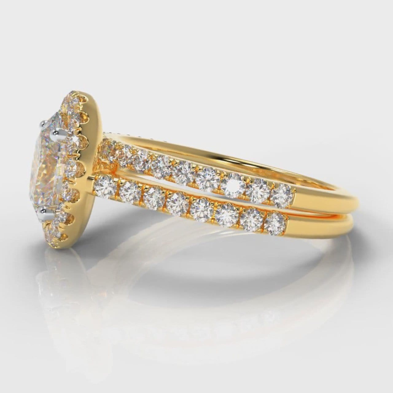 Petite Micropavé Oval Diamond Halo Bridal Set - Yellow Gold