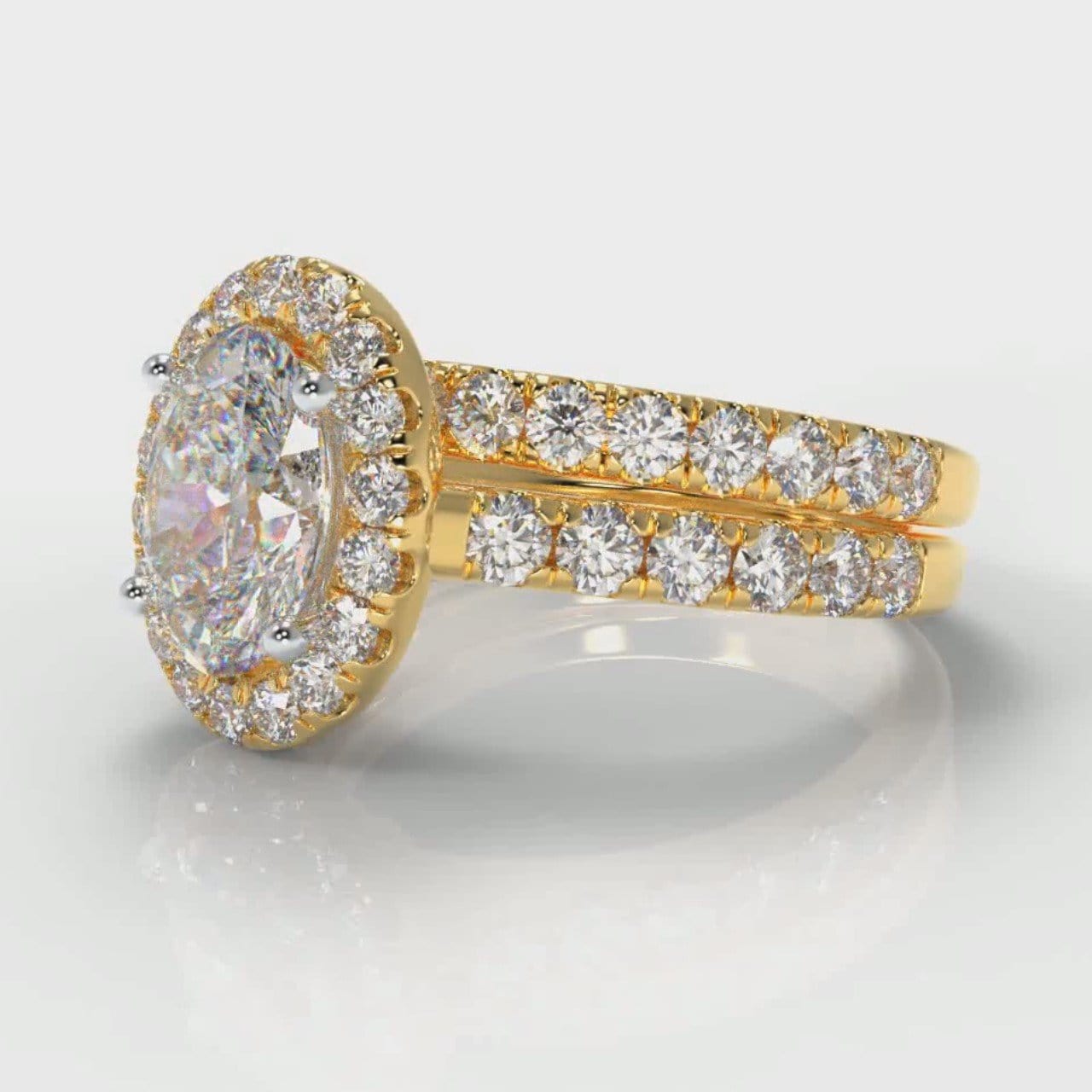 Micropavé Oval Diamond Halo Bridal Set - Yellow Gold