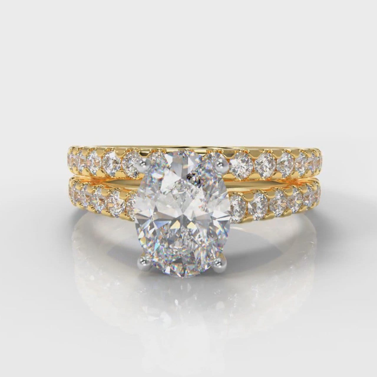 Carrée Micropavé Oval Diamond Bridal Set - Yellow Gold