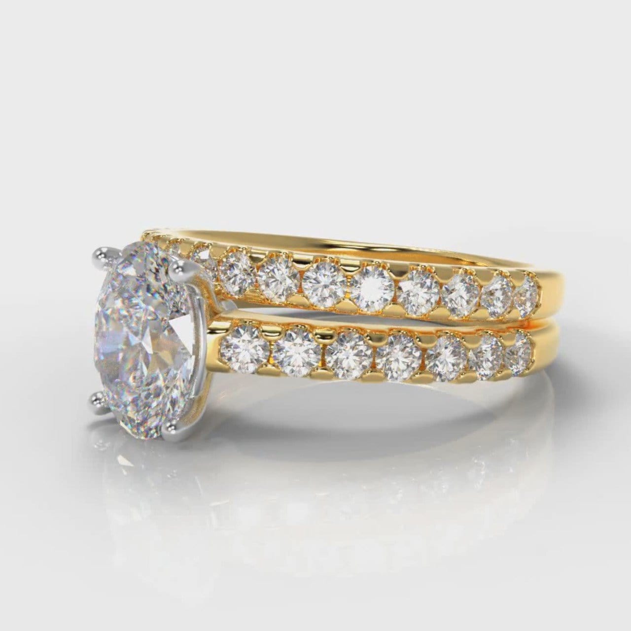 Carrée Micropavé Oval Diamond Bridal Set - Yellow Gold