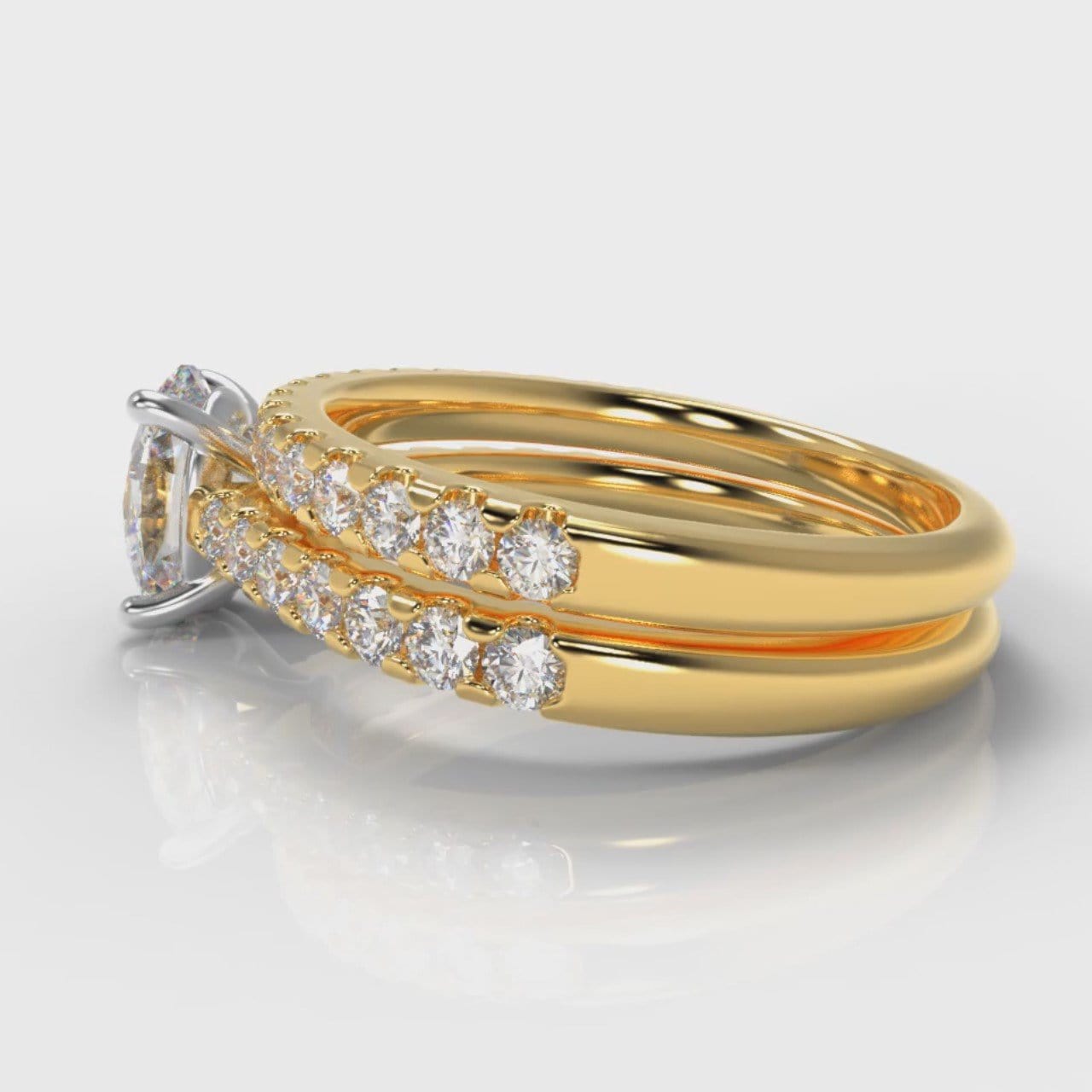 Carrée Micropavé Oval Diamond Bridal Set - Yellow Gold