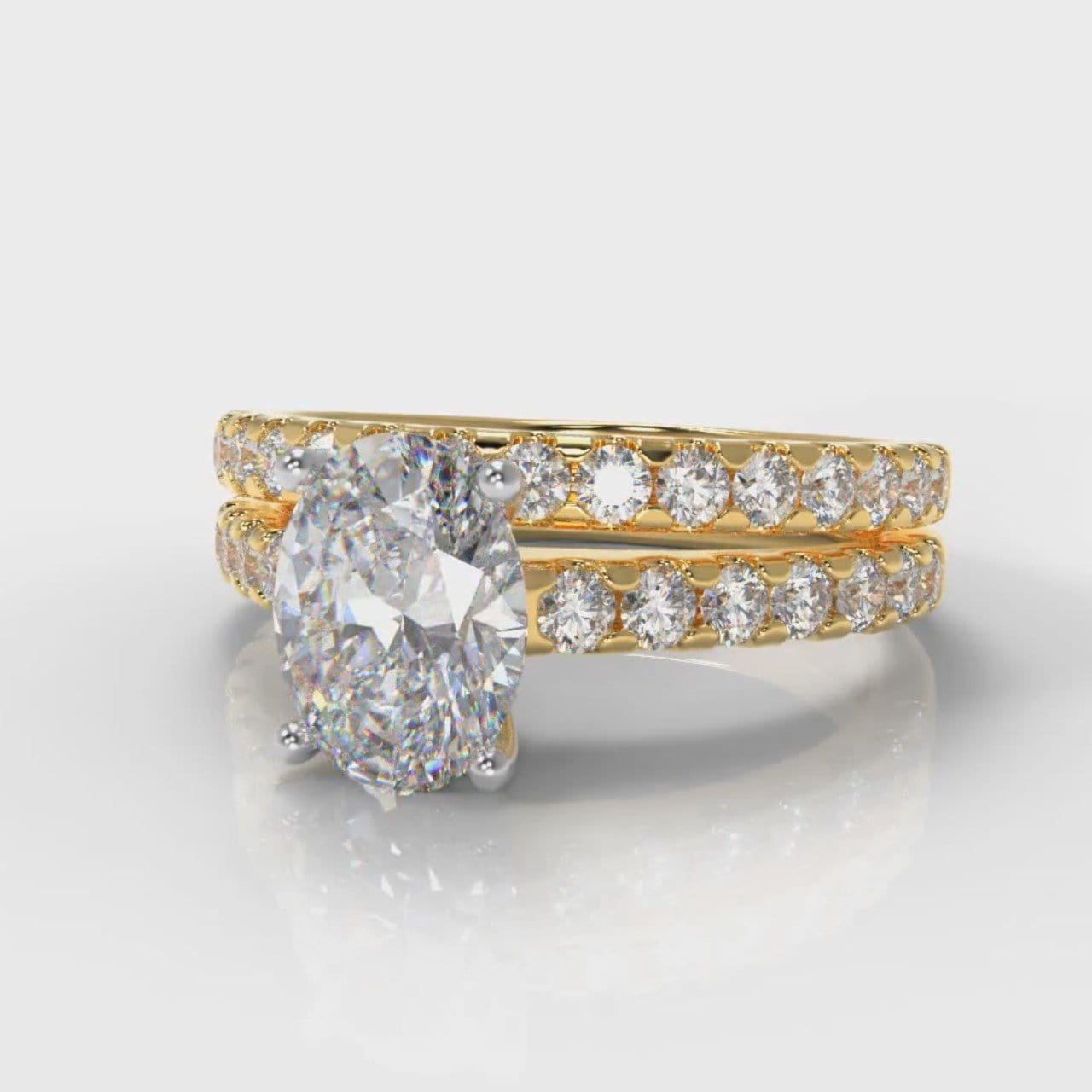 Carrée Micropavé Oval Diamond Bridal Set - Yellow Gold