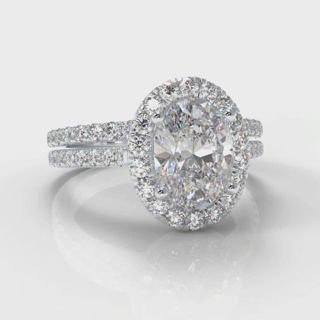 Petite Micropavé Oval Diamond Halo Bridal Set