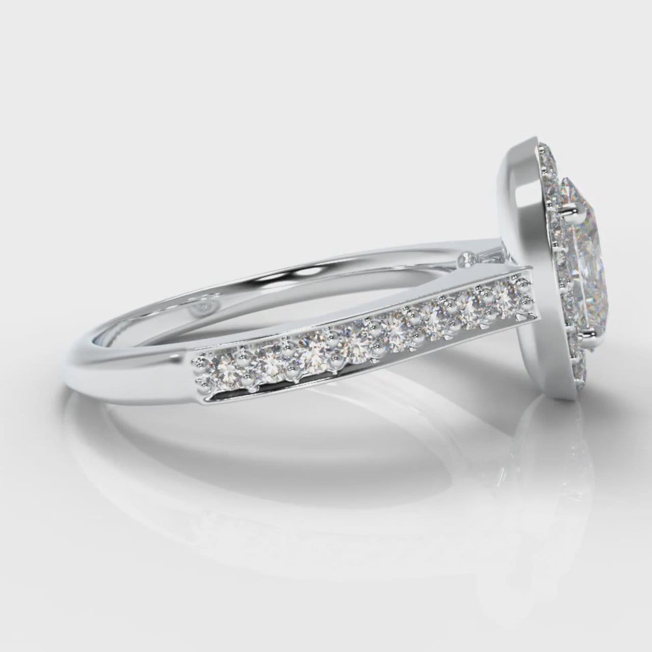 Pavé Oval Diamond Halo Engagement Ring