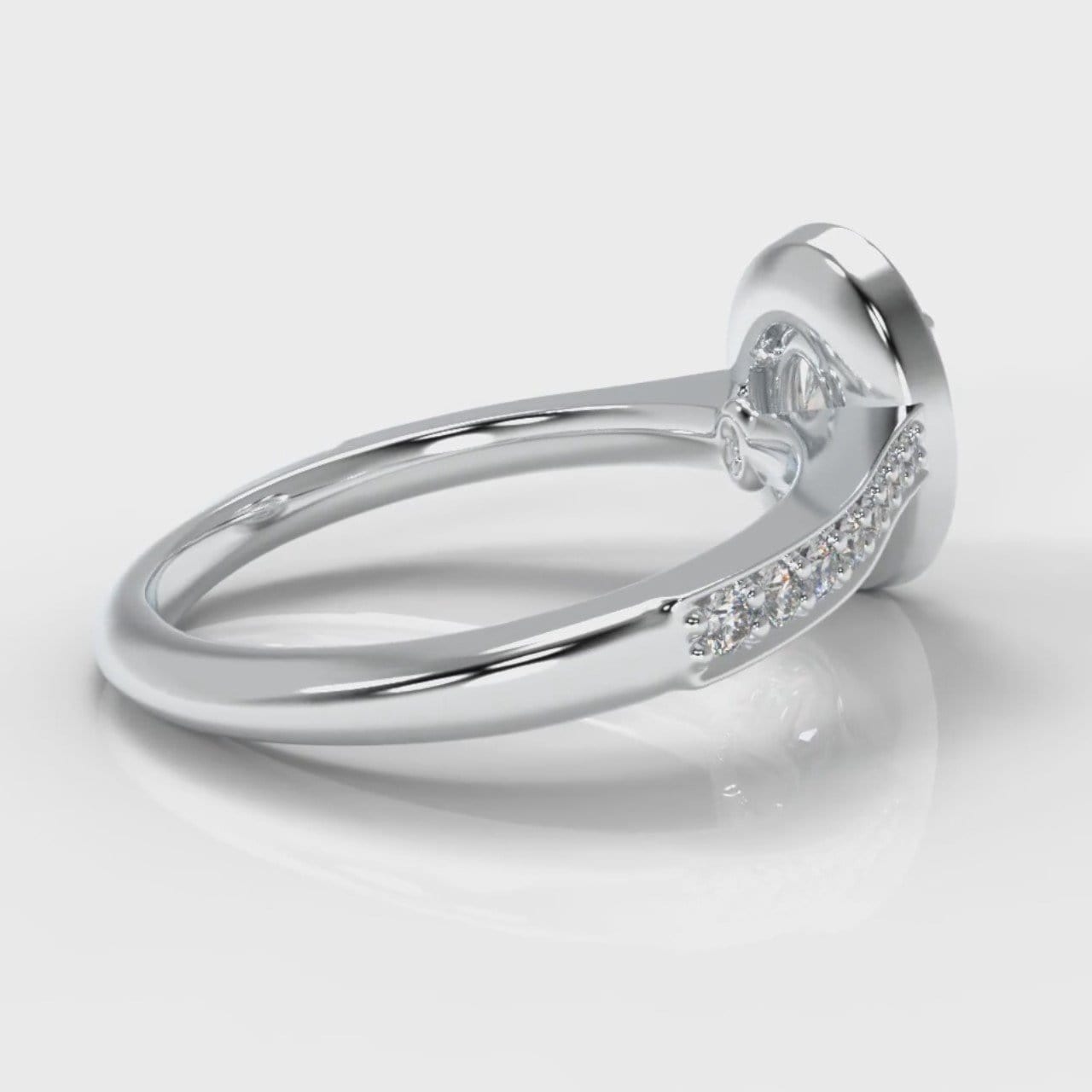 Pavé Oval Diamond Halo Engagement Ring