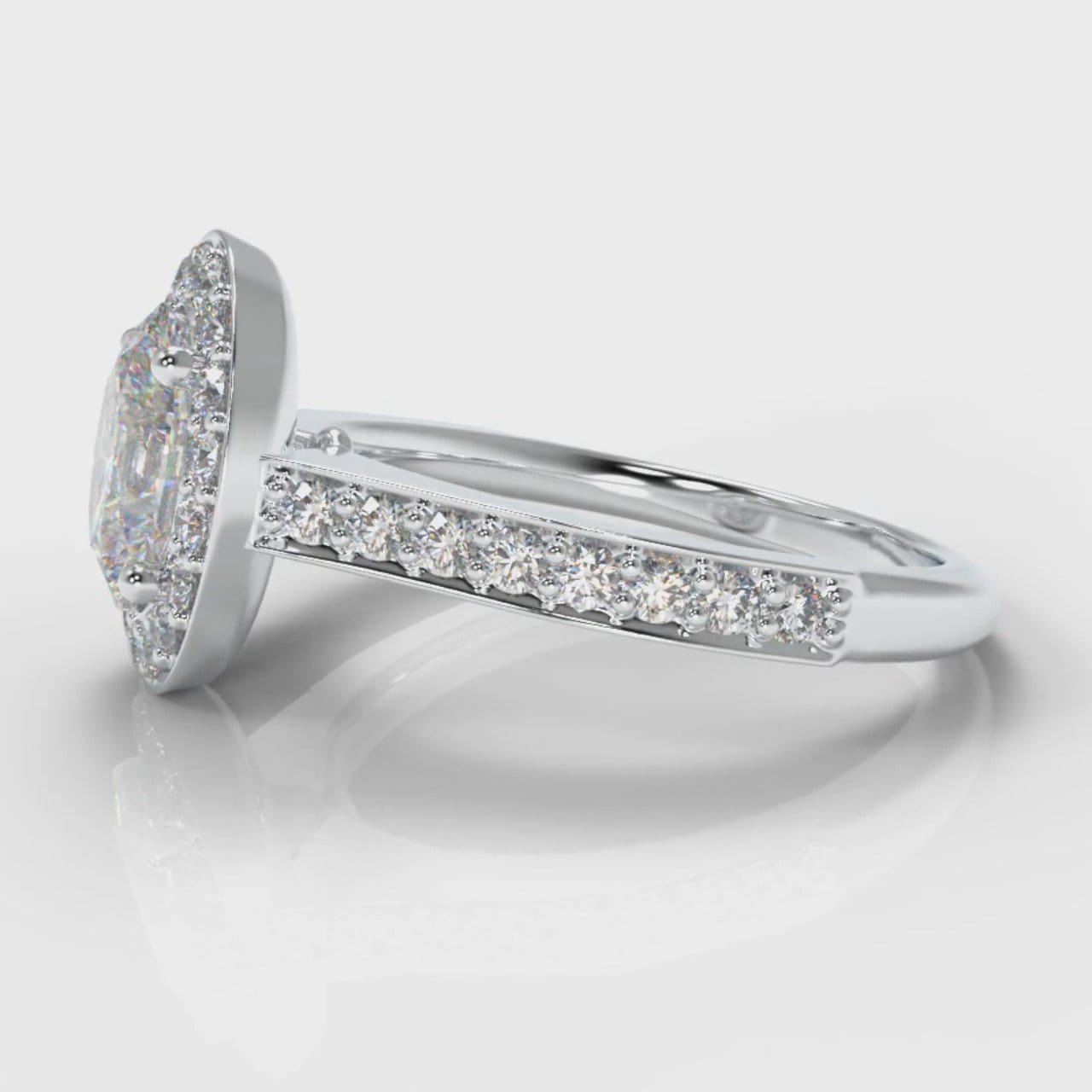 Pavé Oval Diamond Halo Engagement Ring