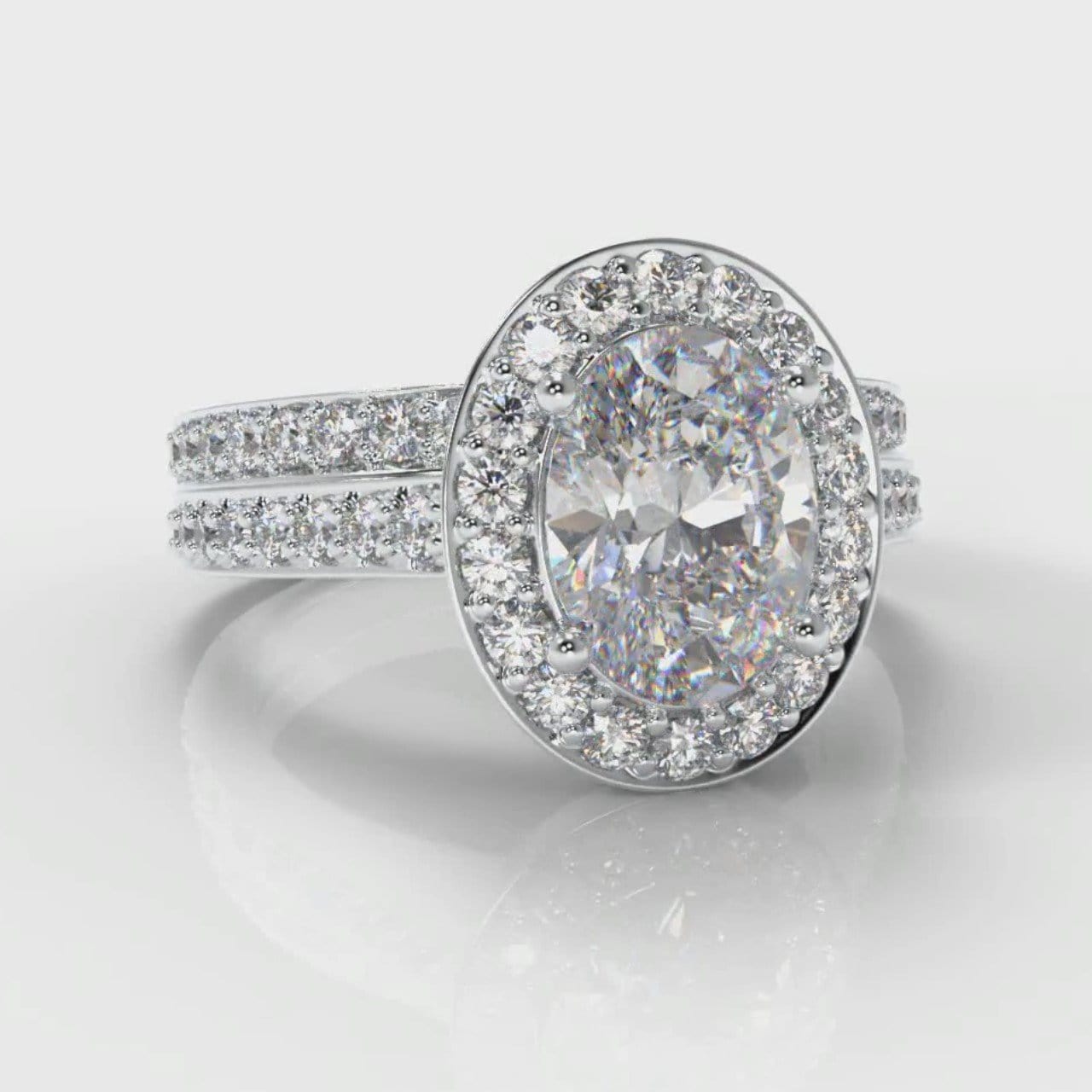Pavé Oval Diamond Halo Bridal Set
