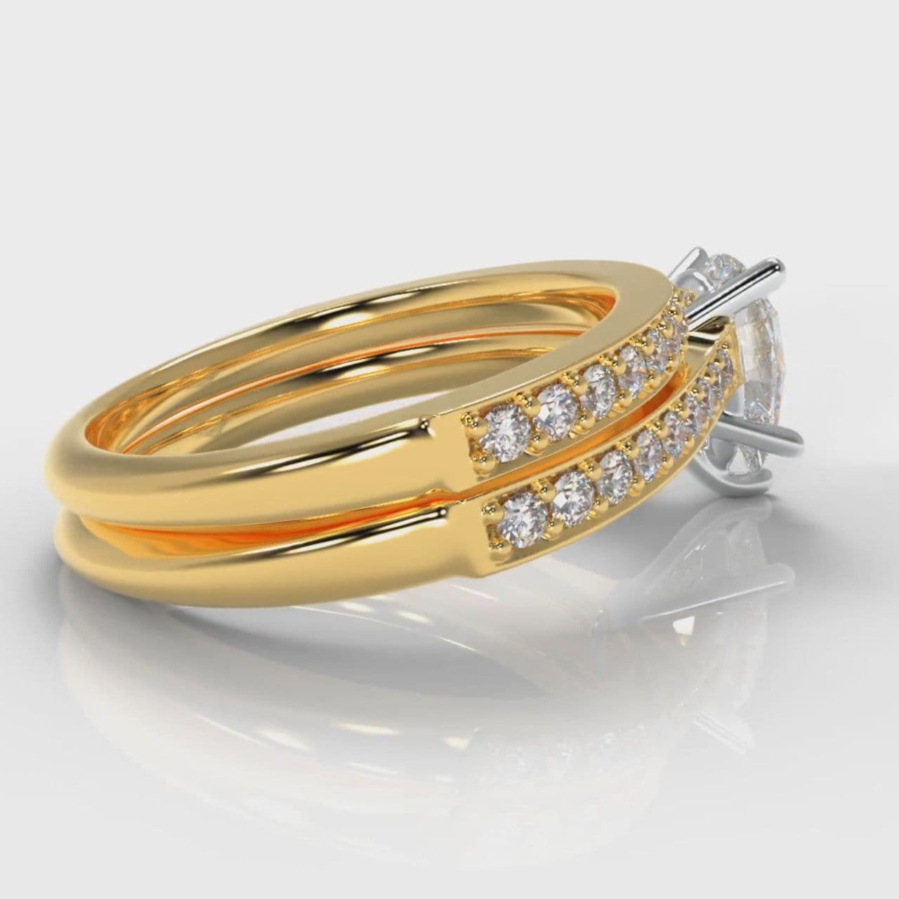 Pavé Pear Diamond Bridal Set - Yellow Gold