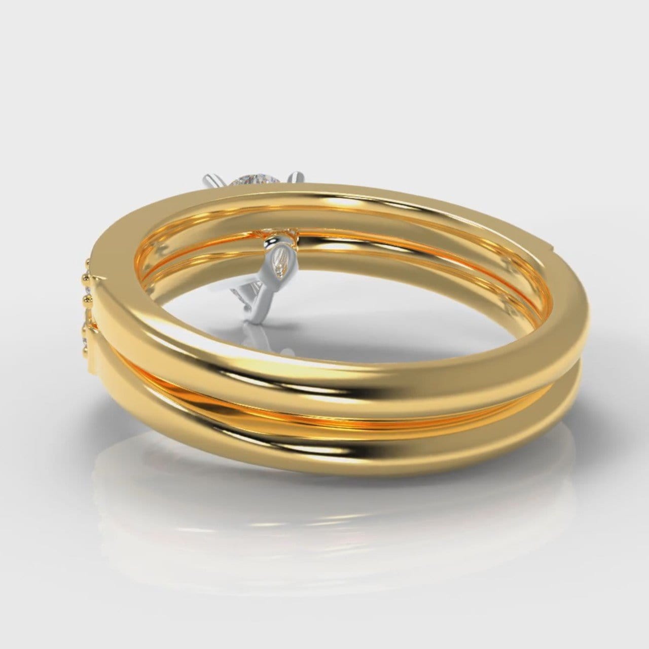 Pavé Pear Diamond Bridal Set - Yellow Gold