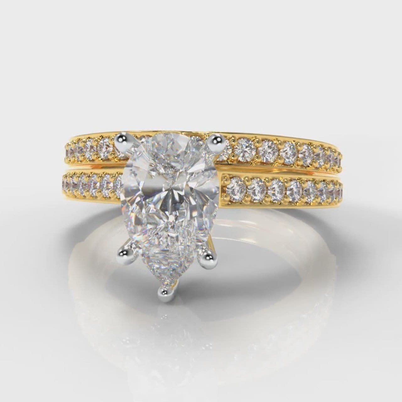 Pavé Pear Diamond Bridal Set - Yellow Gold
