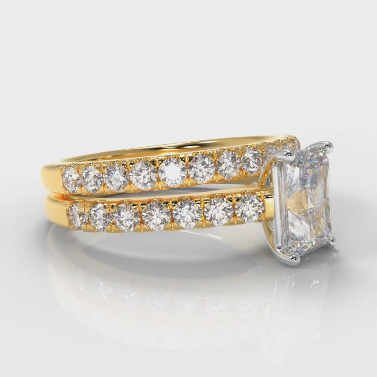 Carrée Micropavé Radiant Cut Diamond Bridal Set - Yellow Gold