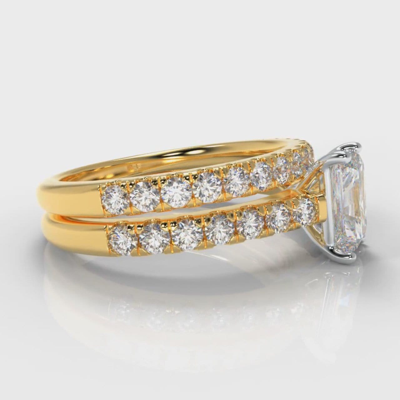 Carrée Micropavé Radiant Cut Diamond Bridal Set - Yellow Gold