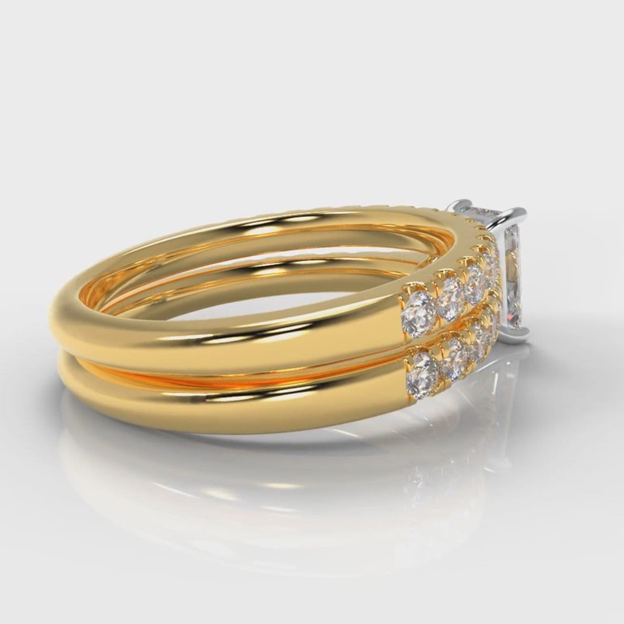 Carrée Micropavé Radiant Cut Diamond Bridal Set - Yellow Gold